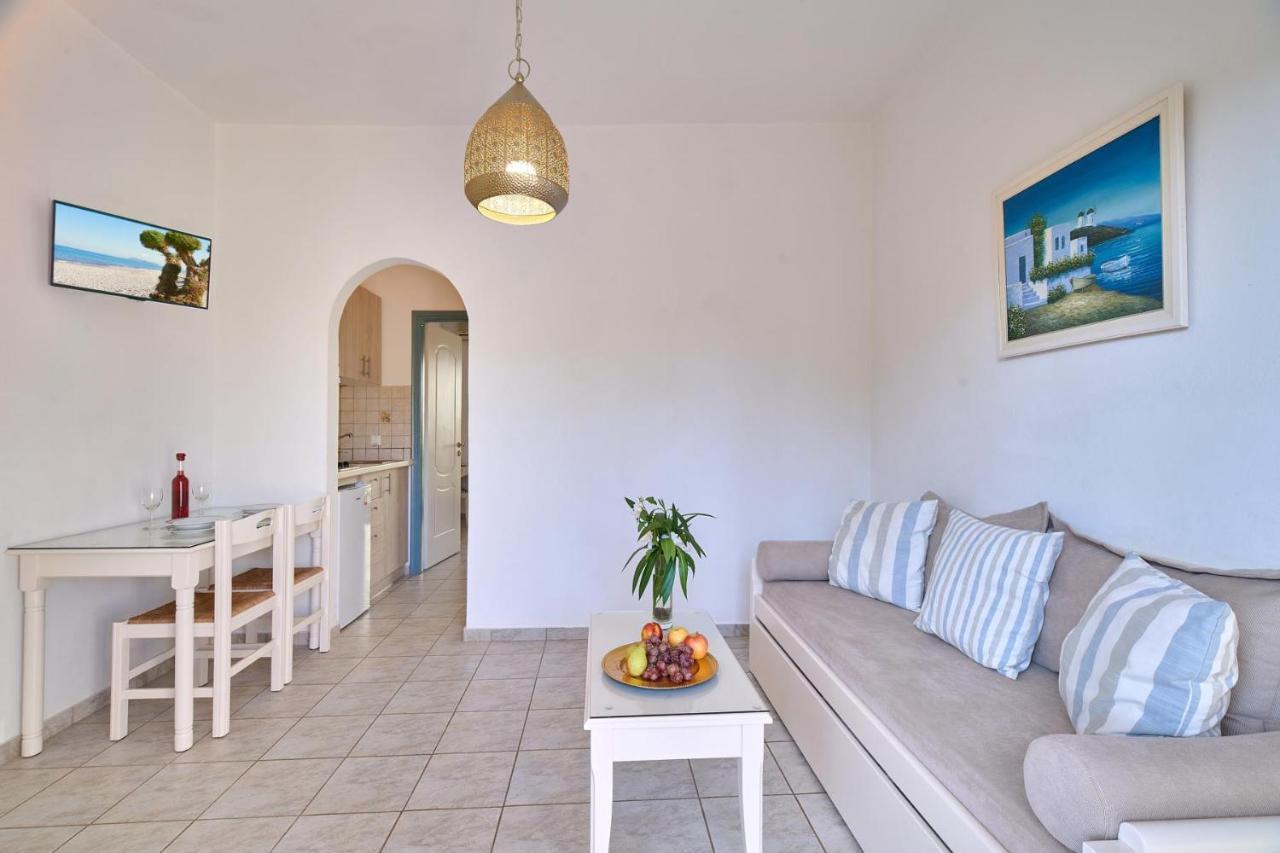 Solon Apartments Maleme  Exterior photo